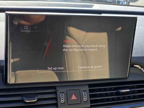 Used 2023 Audi Q5 e Premium Plus w/ Premium Plus Package image 16