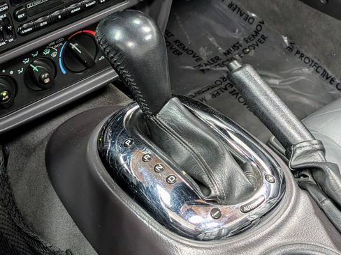 Used 2001 Chrysler Prowler RWD image 30
