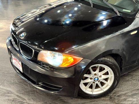 Used 2011 BMW 128i Convertible image 4