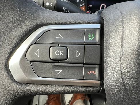 New 2026 Jeep Compass Latitude image 37