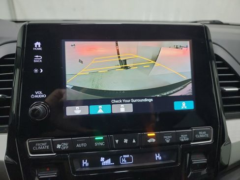 Used 2019 Honda Odyssey EX image 23