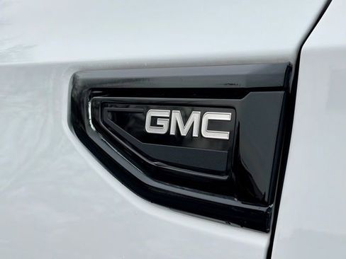 Used 2022 GMC Yukon SLT image 16