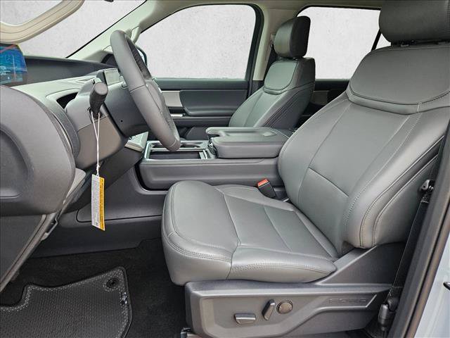 New 2026 Ford Expedition Max Active RWD image 4