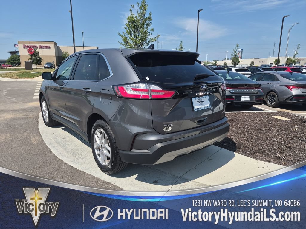 Used 2024 Ford Edge SEL AWD/4WD image 3