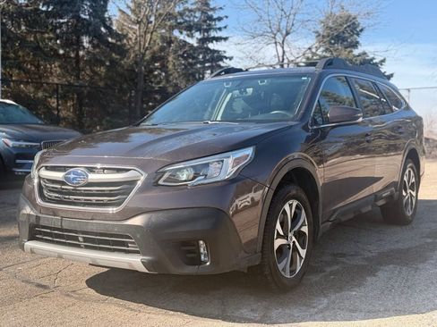 Used 2020 Subaru Outback Limited w/ Popular Package #2 image 3