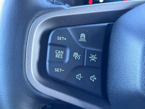 New 2025 Ford Bronco Outer Banks image 8