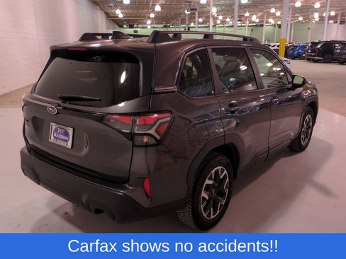 Certified 2025 Subaru Forester Premium w/ Convenience Package #1 AWD/4WD image 4