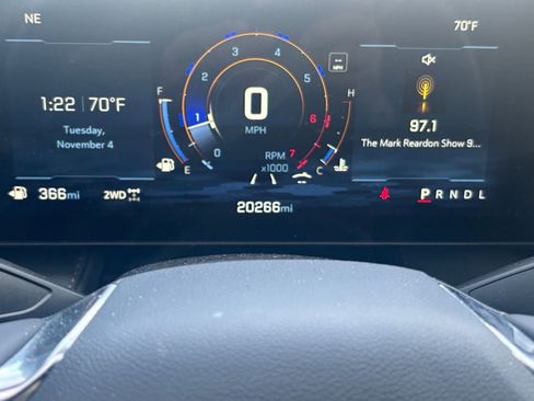 Used 2025 Chevrolet Equinox LT image 38