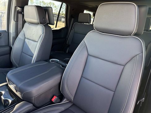 New 2026 GMC Yukon Elevation w/ Elevation Premium Package image 26