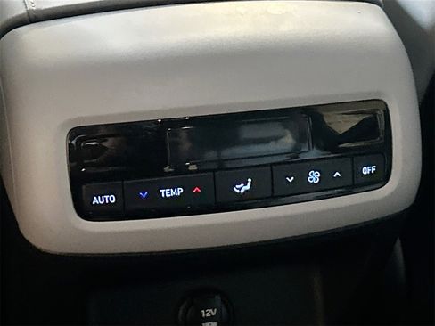 Used 2023 Hyundai Palisade SEL image 26