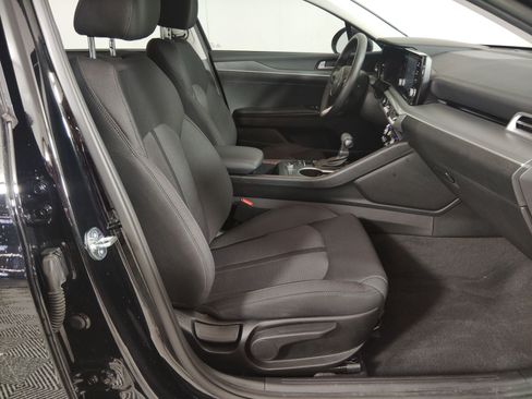 Used 2023 Kia K5 LXS image 27