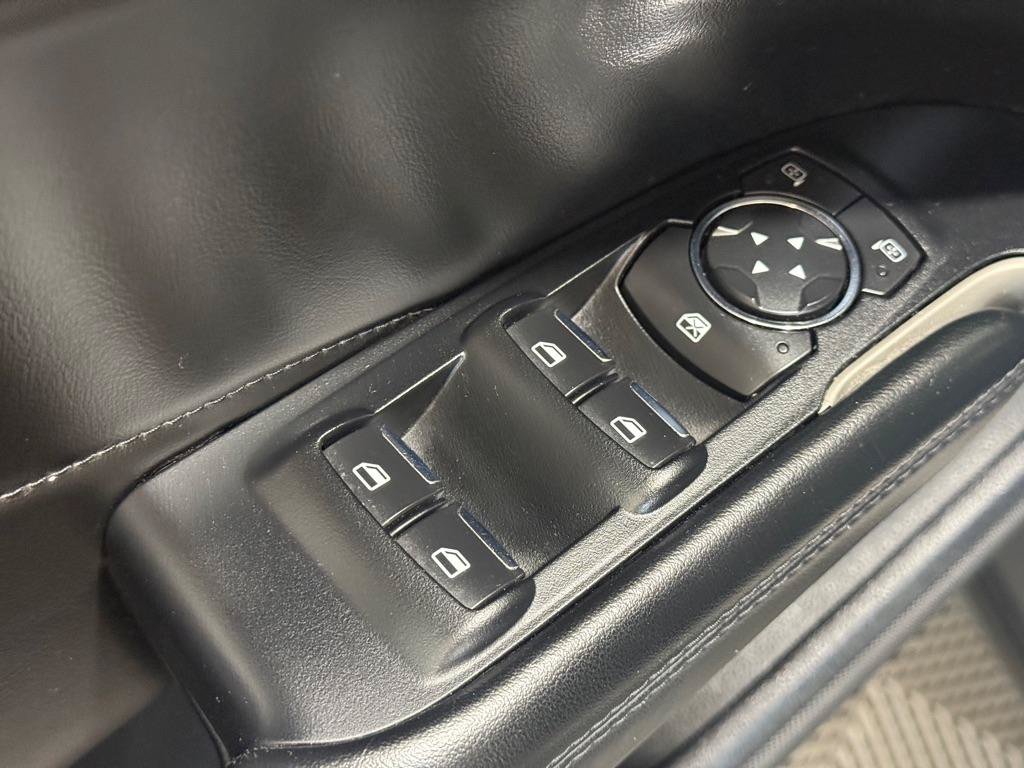 Used 2017 Lincoln MKC Premiere FWD image 32