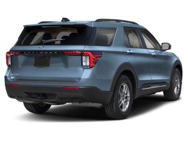 Used 2026 Ford Explorer Active w/ Active Comfort Package AWD/4WD image 3
