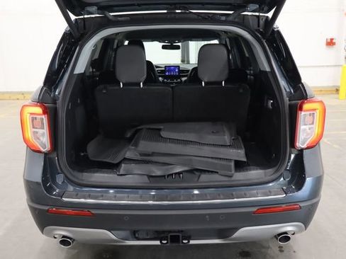 Used 2022 Ford Explorer Limited w/ Equipment Group 301A image 16