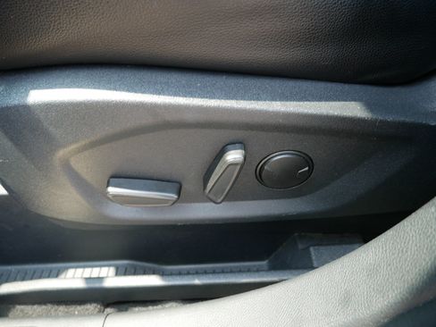 Used 2024 Ford Edge Titanium AWD/4WD image 19