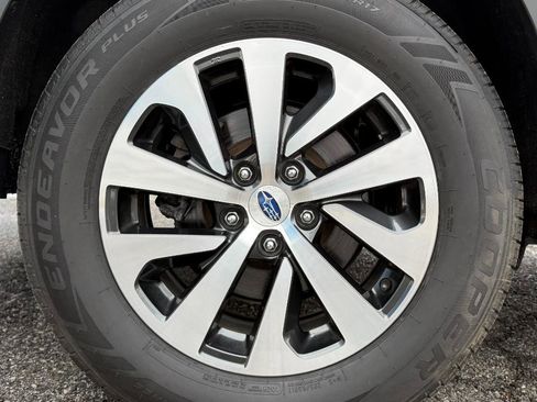 Used 2022 Subaru Outback Premium AWD/4WD image 23