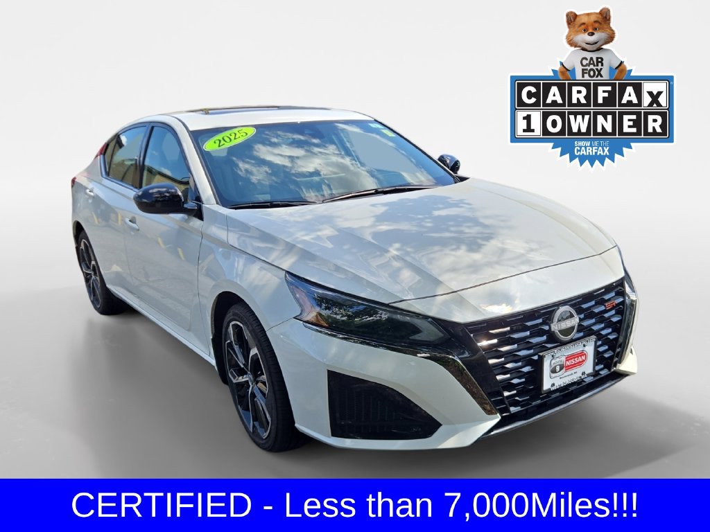 Used 2025 Nissan Altima 2.5 SR w/ SR Premium Package AWD/4WD image 1