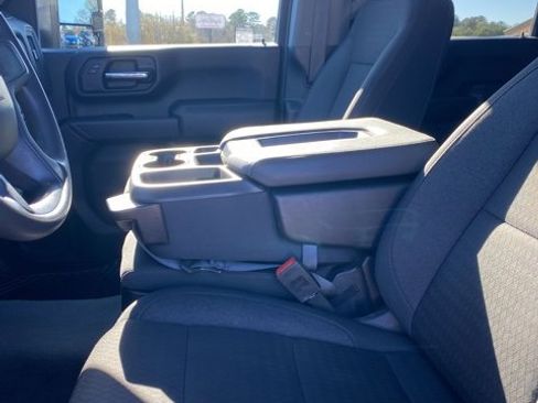 Used 2024 Chevrolet Silverado 2500 Custom w/ Custom Value Package image 23