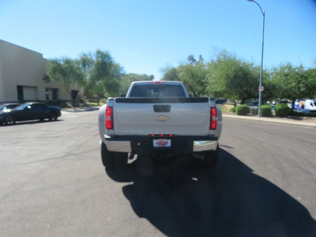 Used 2008 Chevrolet Silverado 3500 LT w/ EZ-Lift Tailgate Package RWD image 12