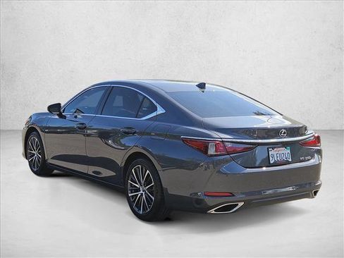 Used 2024 Lexus ES 350 w/ Premium Package FWD image 8