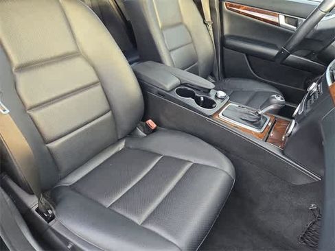 Used 2014 Mercedes-Benz C 250 Sedan image 21