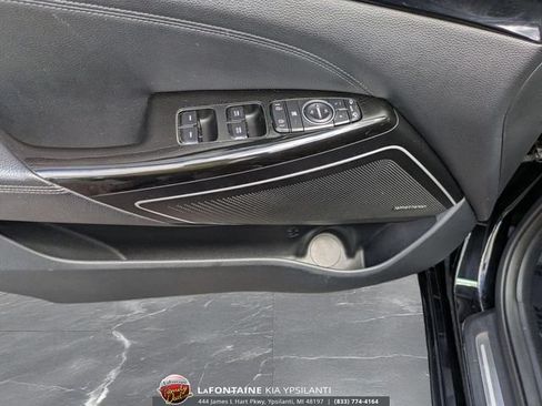 Used 2019 Kia Cadenza Technology FWD image 16