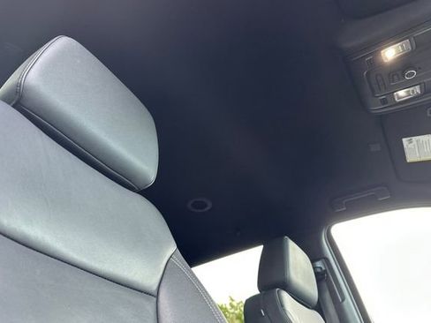 Used 2024 Chevrolet Tahoe LT image 19