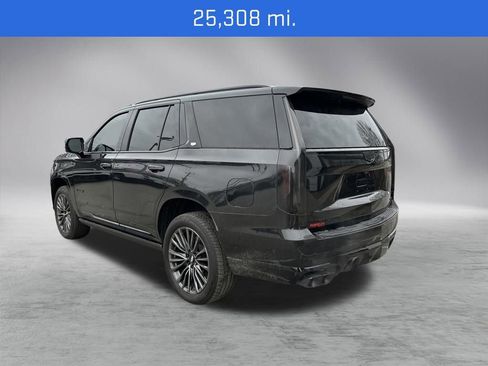Used 2024 Cadillac Escalade V image 3