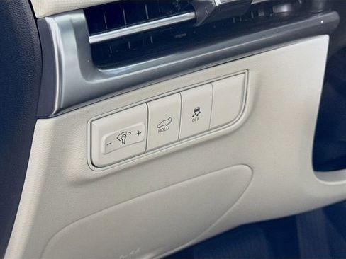 Certified 2025 Hyundai Tucson SEL image 12