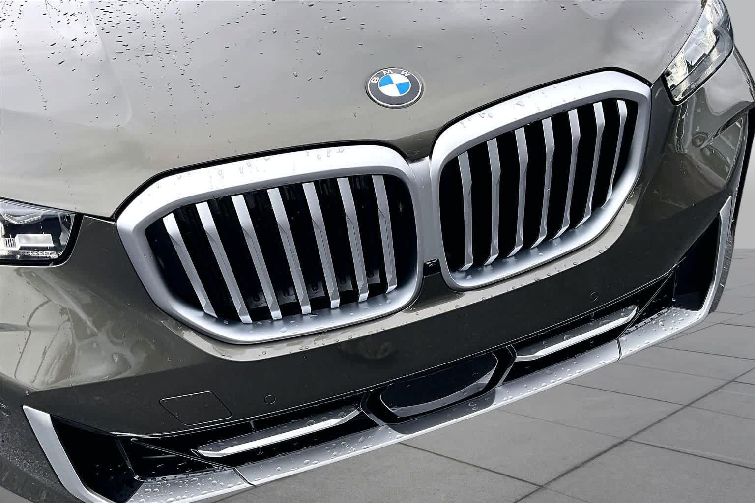 Used 2026 BMW X5 xDrive40i w/ Premium Package AWD/4WD image 30