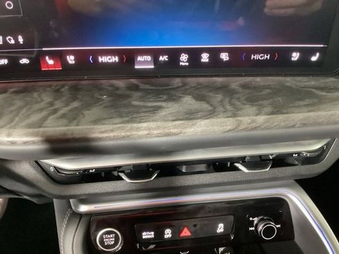 New 2025 Audi Q5 2.0T Premium Plus image 25