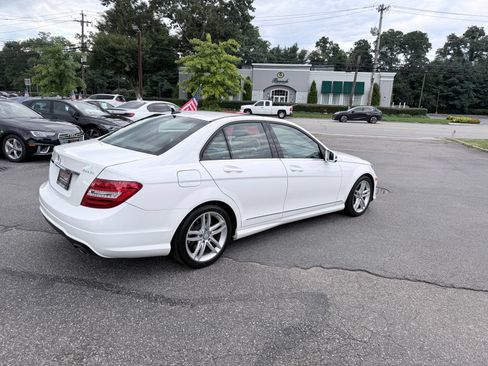 Used 2013 Mercedes-Benz C 300 4MATIC Sedan image 5