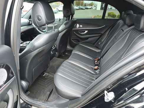 Used 2017 Mercedes-Benz E 300 4MATIC image 14