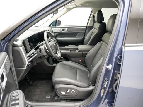 Used 2025 Hyundai Santa Fe SEL AWD/4WD image 11