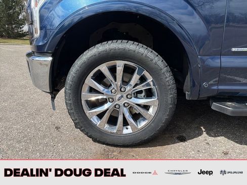 Used 2017 Ford F150 Lariat w/ Equipment Group 502A Luxury AWD/4WD image 15