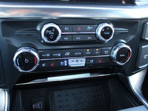 Used 2025 Ford F150 King Ranch AWD/4WD image 21