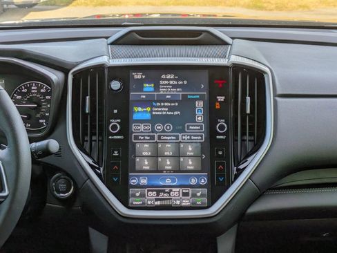 Used 2025 Subaru Ascent Limited image 17