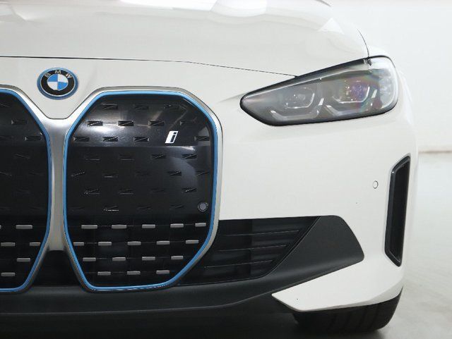 Used 2023 BMW i4 eDrive35 w/ Premium Package RWD image 9