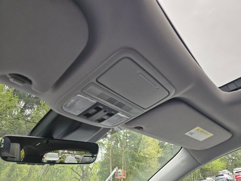 Used 2019 Honda Odyssey EX-L image 29