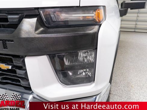 Used 2021 Chevrolet Silverado 2500 W/T w/ WT Fleet Convenience Package AWD/4WD image 8