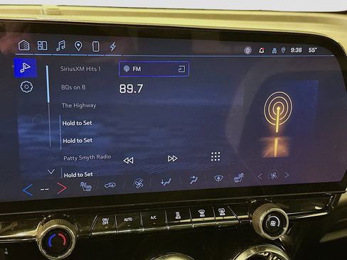 Used 2024 Chevrolet Blazer EV LT image 21