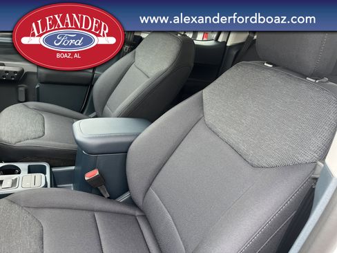 New 2025 Ford Maverick XL image 11