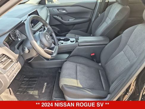 Used 2024 Nissan Rogue SV AWD/4WD image 15