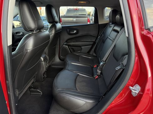 Used 2019 Jeep Compass Latitude w/ Popular Equipment Group image 35