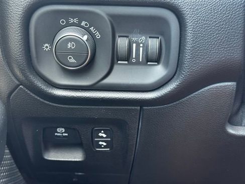 Used 2019 RAM 1500 Big Horn AWD/4WD image 23