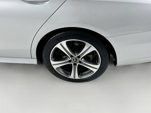 Used 2020 Mercedes-Benz E 350 Sedan image 35