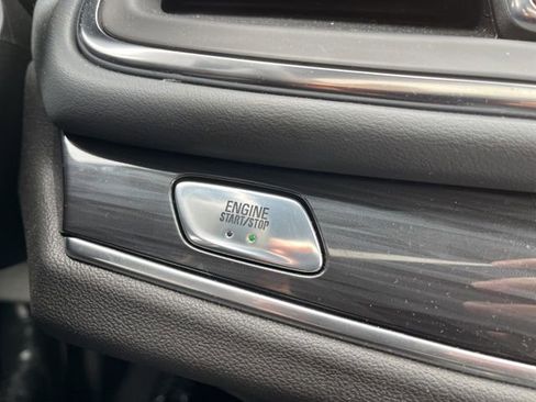 Used 2023 Buick Enclave Essence w/ Experience Buick Package image 22