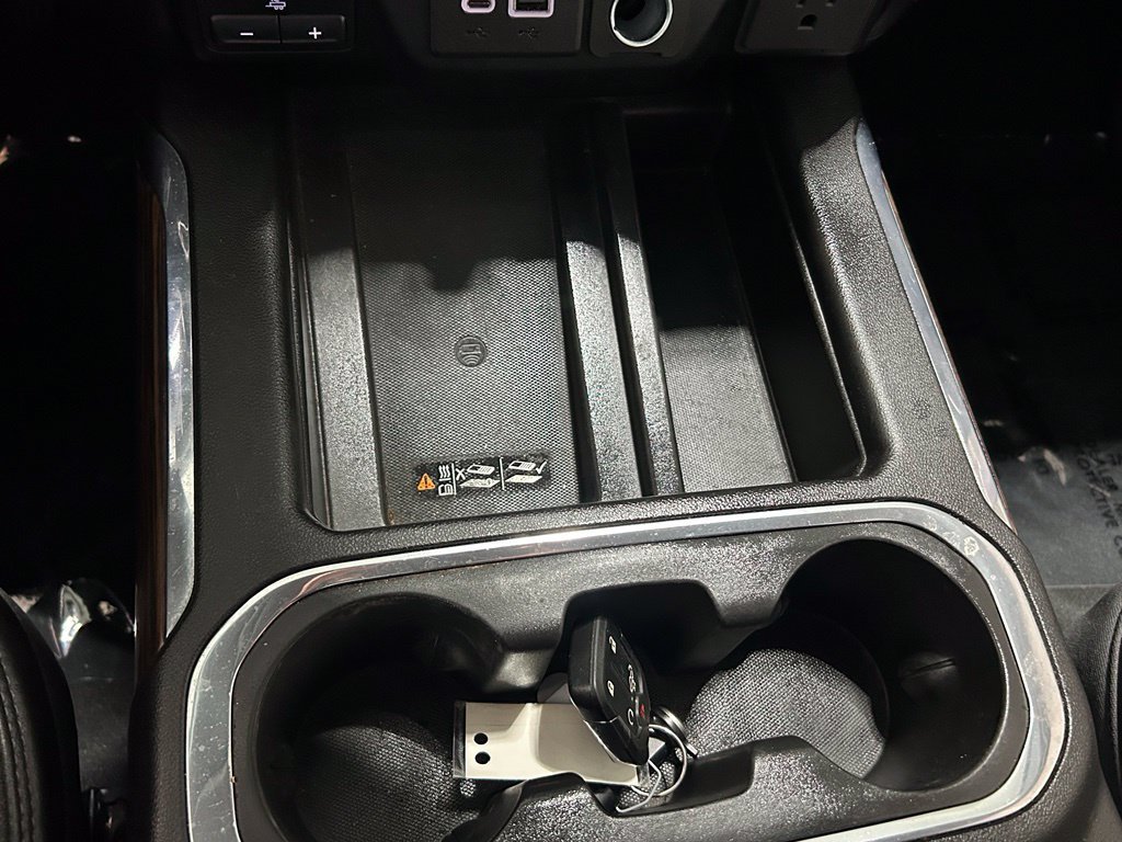 Used 2021 Chevrolet Silverado 3500 High Country AWD/4WD image 34