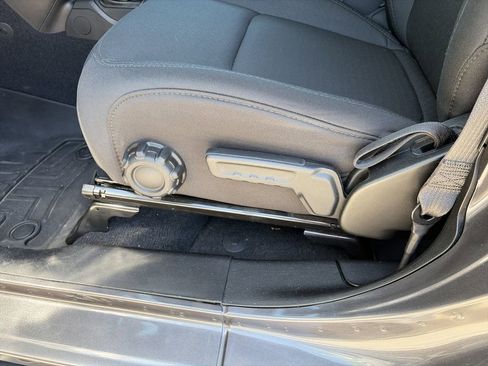 Used 2022 Jeep Wrangler Unlimited Sport image 13