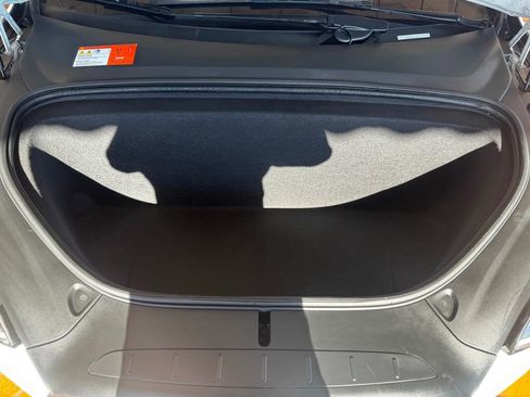 Used 2017 Tesla Model X 75D image 38